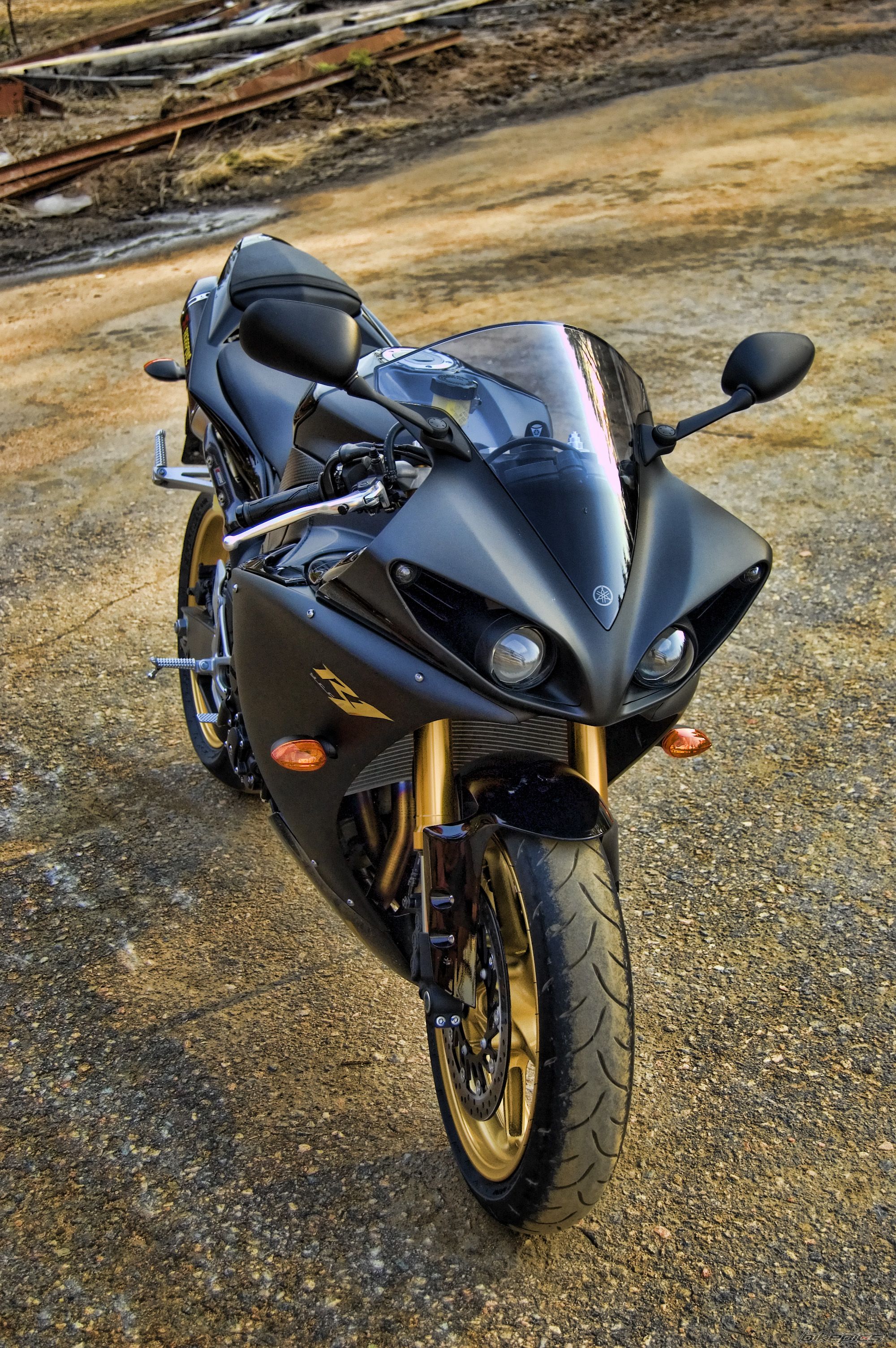 2009 YAMAHA YZF R1 | Picture 1648886 motorcycle photo