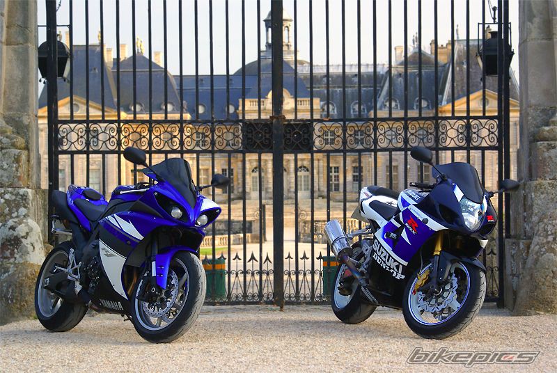 2009 YAMAHA YZF R1 | Picture 1649240 motorcycle photo