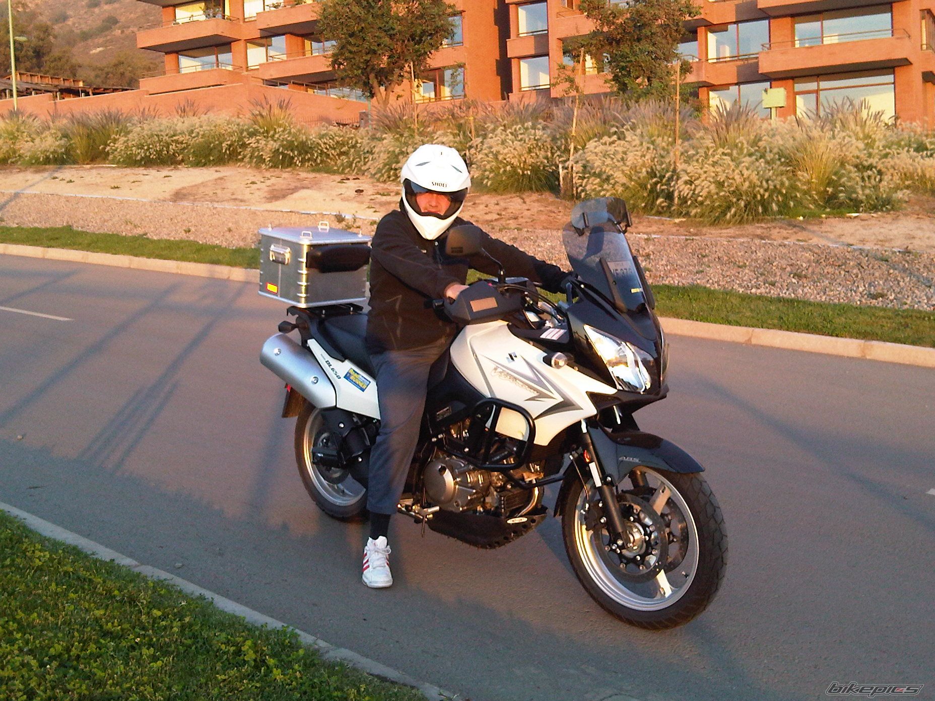2009 SUZUKI DL 650 | Picture 1650316 motorcycle photo