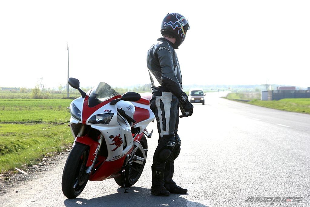 1998 YAMAHA YZF R1 | Picture 1650371 motorcycle photo