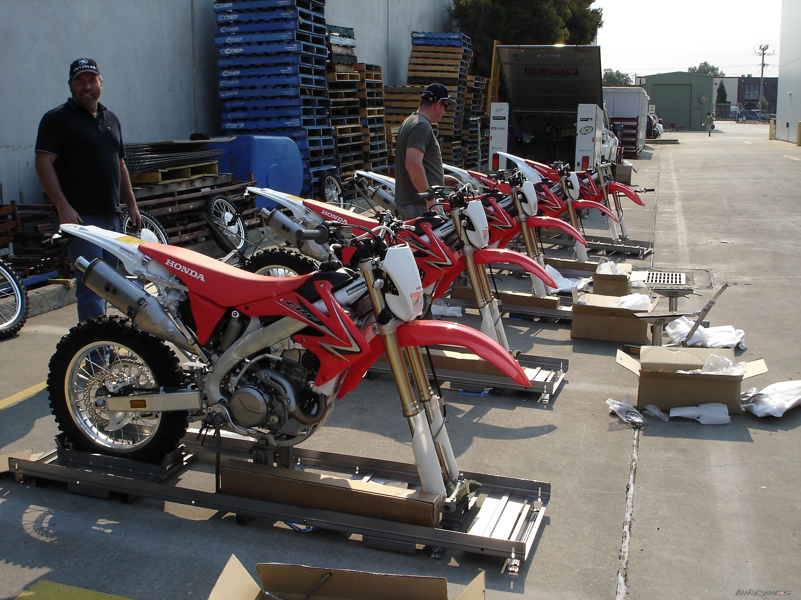 2009 HONDA CRF 450 | Picture 1650537 motorcycle photo