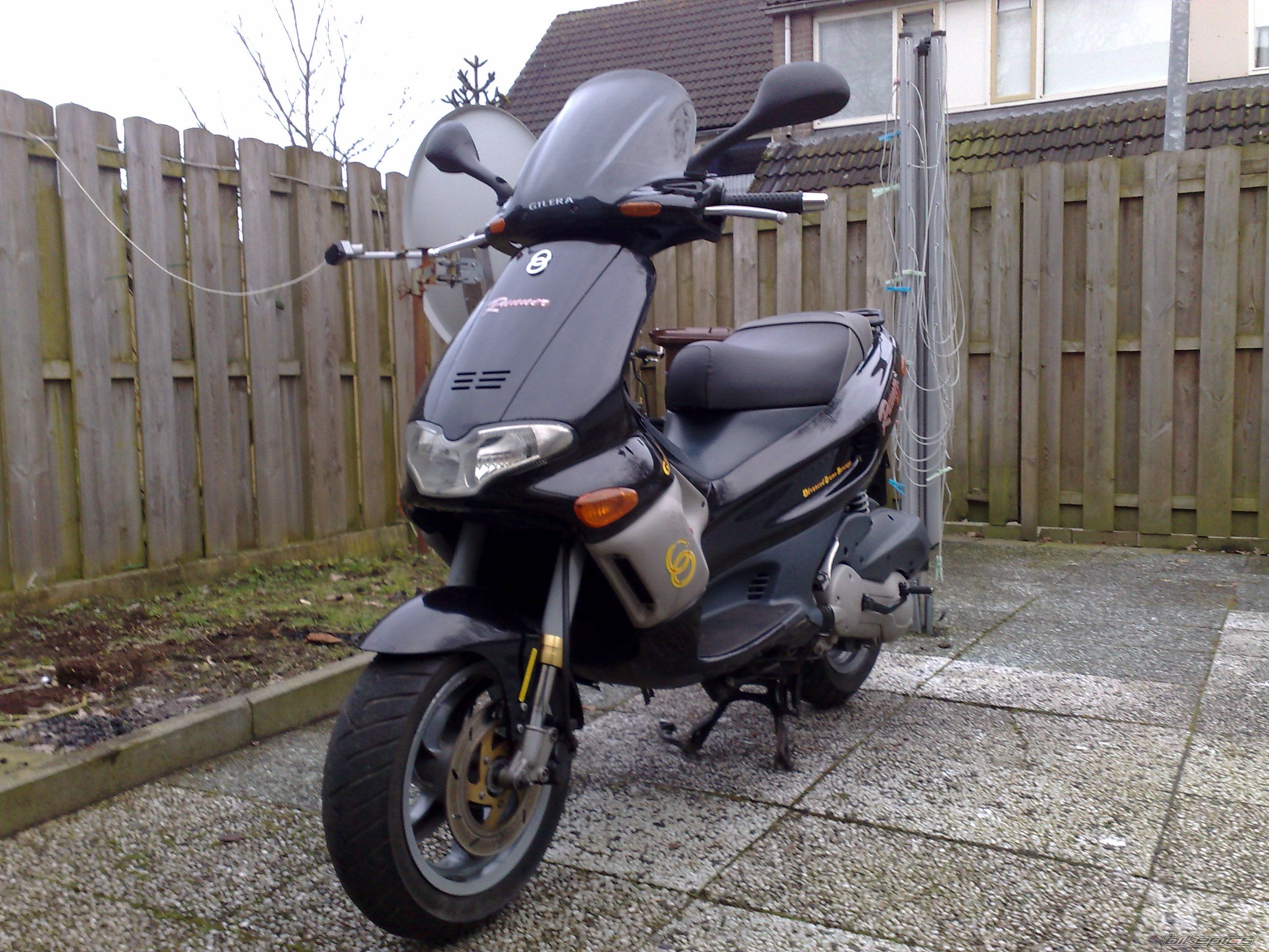 2009 GILERA RUNNER 180 SP | Picture 1650544 motorcycle photo