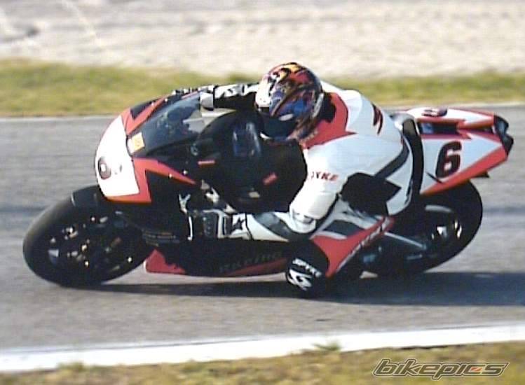 2000 APRILIA RSV 1000 MILLE | Picture 16518 motorcycle photo