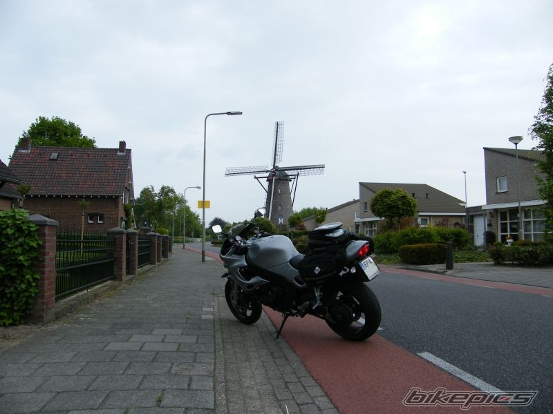 2000 TRIUMPH SPRINT RS | Picture 1655526 motorcycle photo