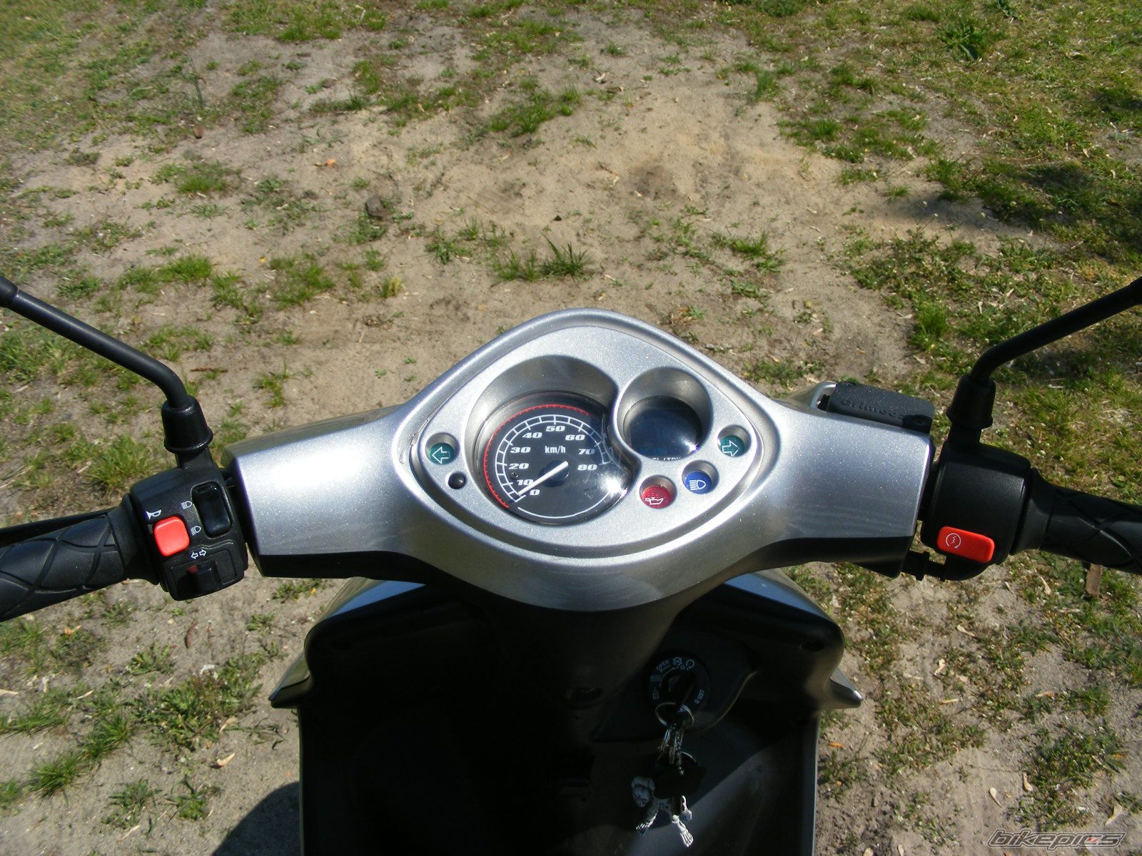 2005 YAMAHA JOG R CS 50 | Picture 1657903 motorcycle photo