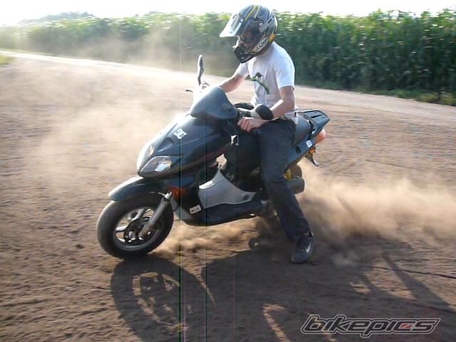 2001 HONDA X8R X | Picture 1658515 motorcycle photo