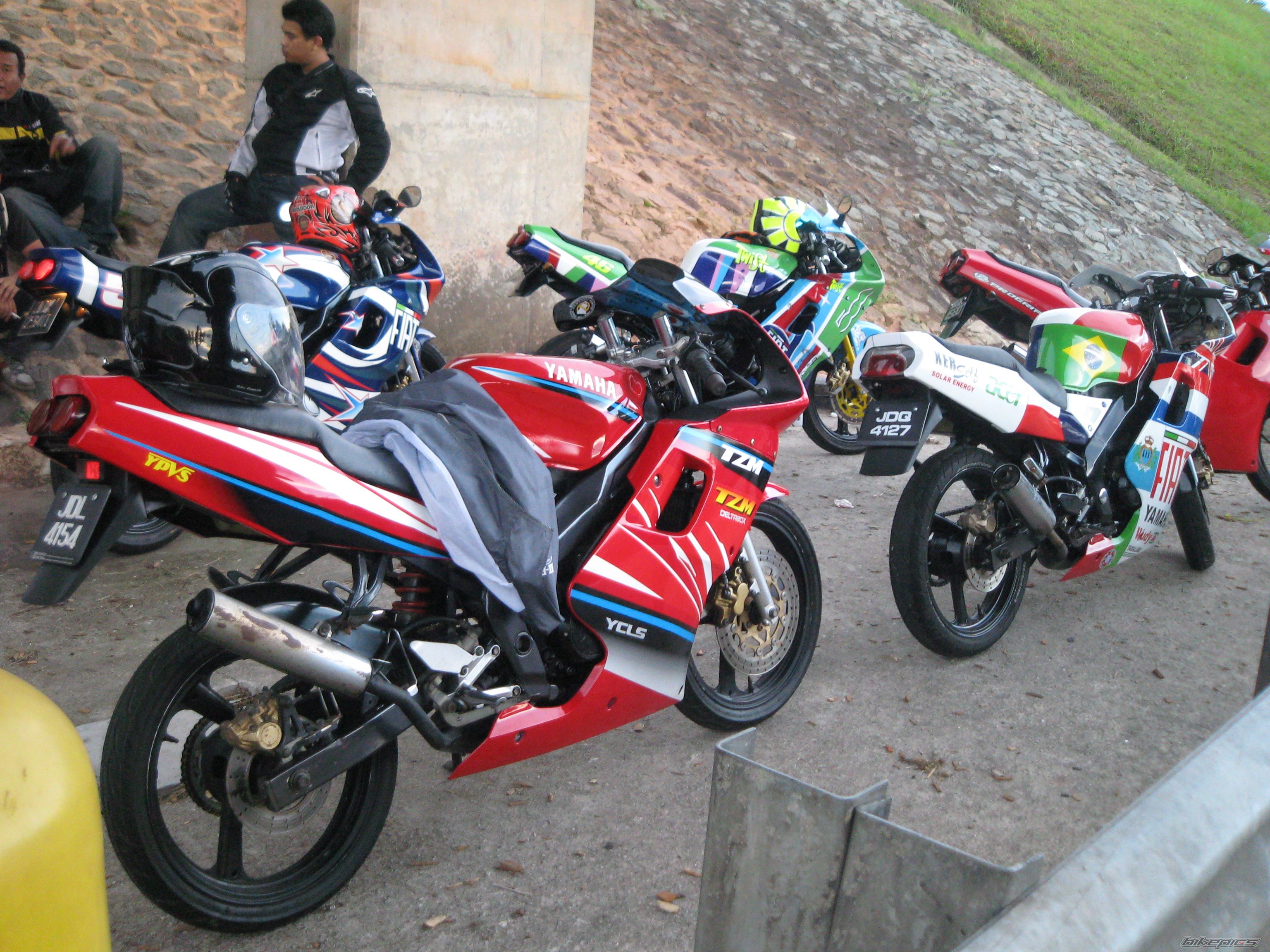 2009 YAMAHA TZM 150 | Picture 1659606 motorcycle photo