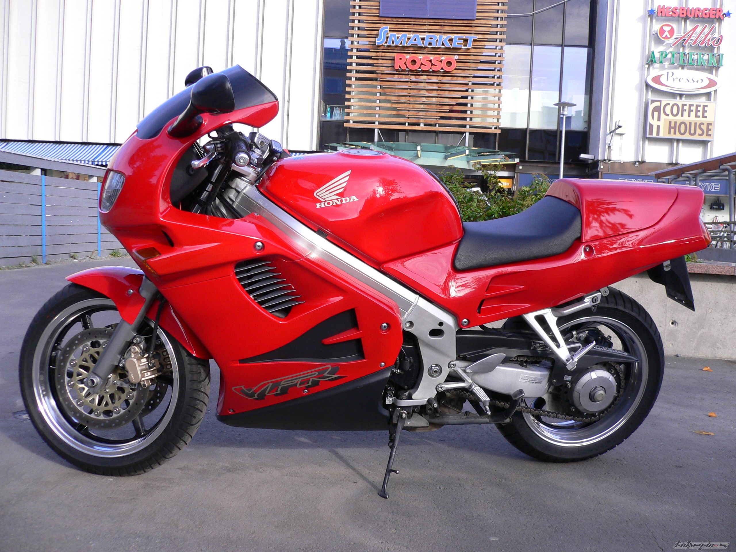 1996 HONDA VFR 750 | Picture 1660299 motorcycle photo