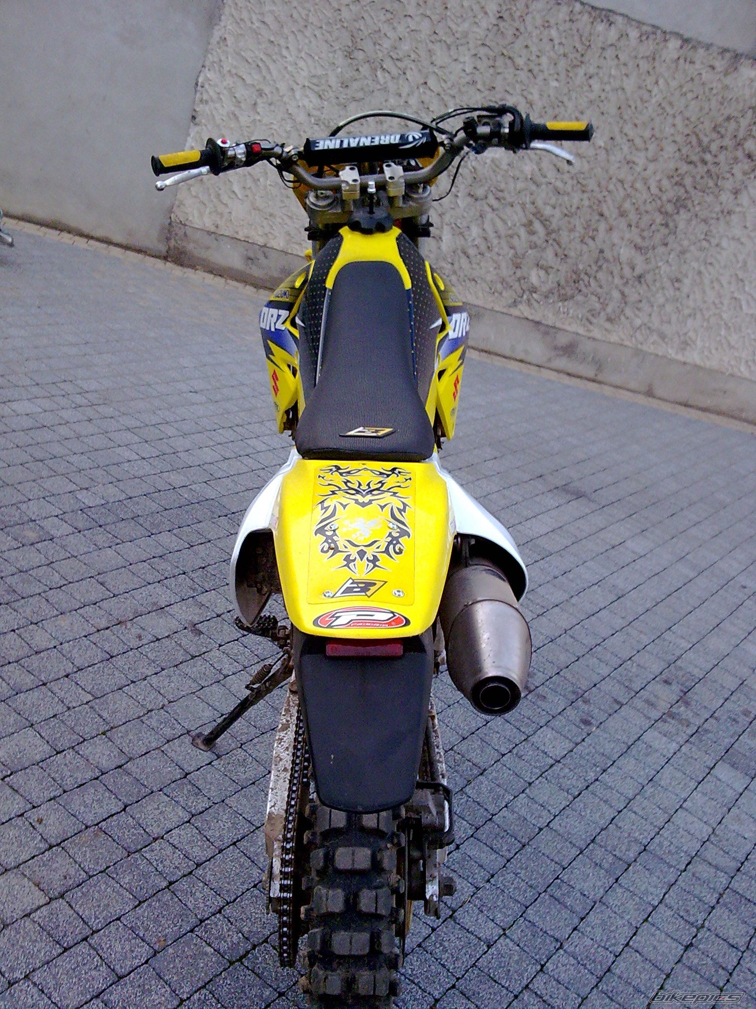 2002 SUZUKI DRZ 400 | Picture 1661155 motorcycle photo