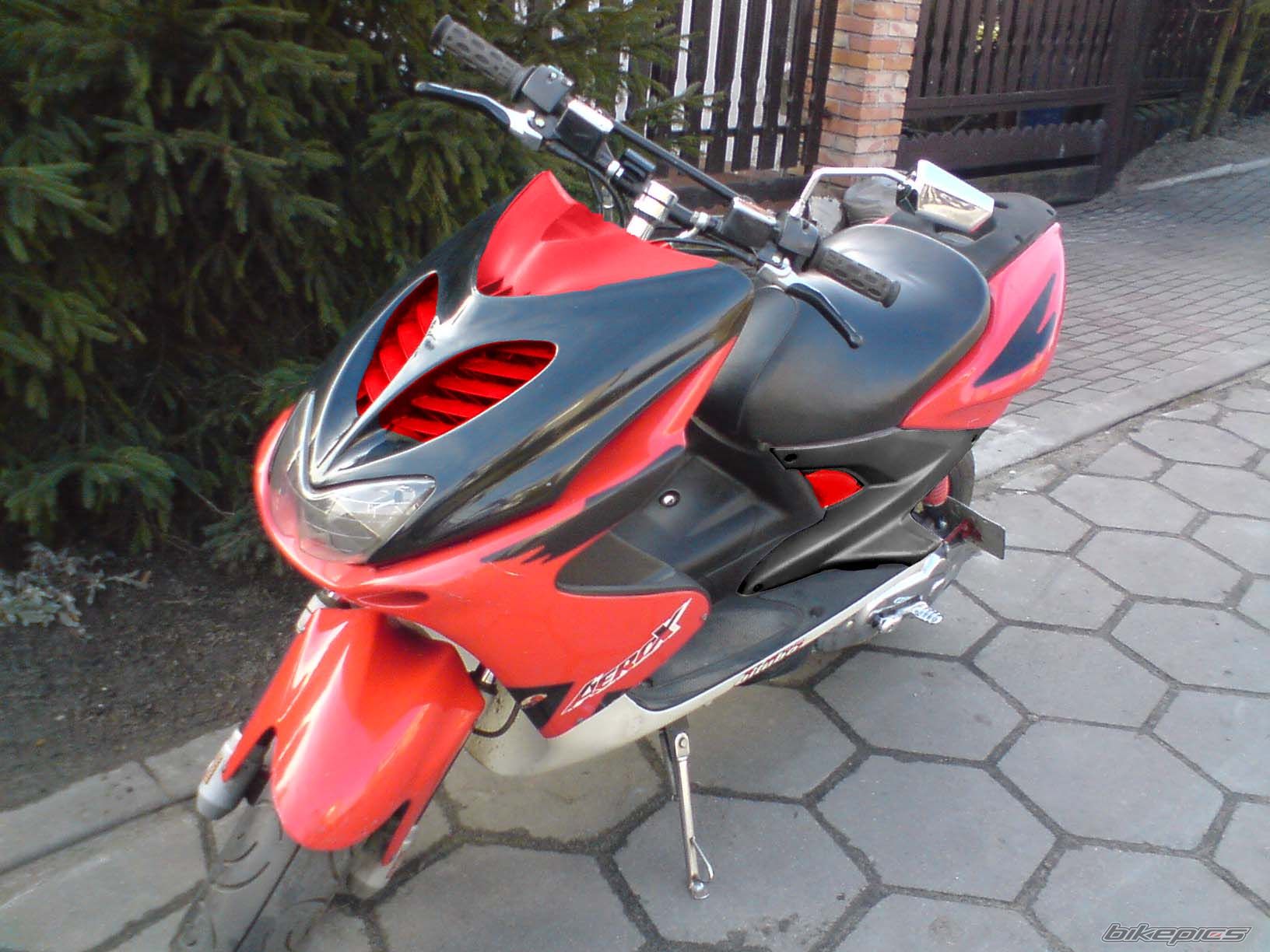 1998 YAMAHA AEROX 50 | Picture 1661678 motorcycle photo