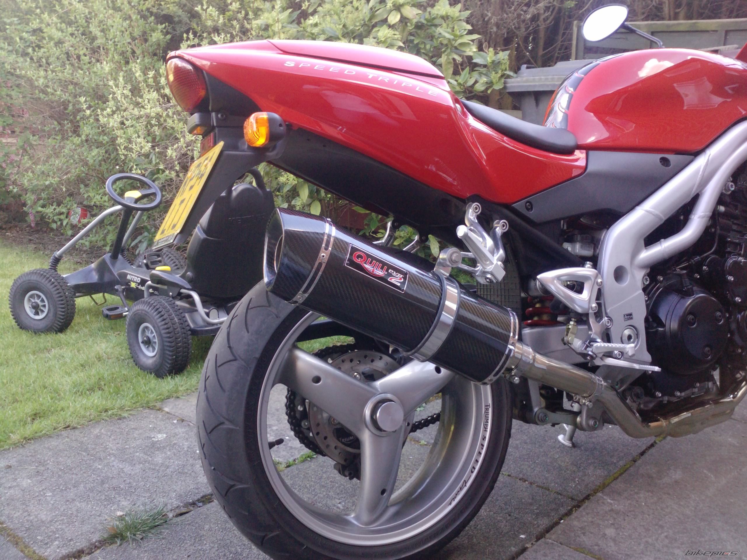 2004 TRIUMPH SPEED TRIPLE | Picture 1661831 motorcycle photo