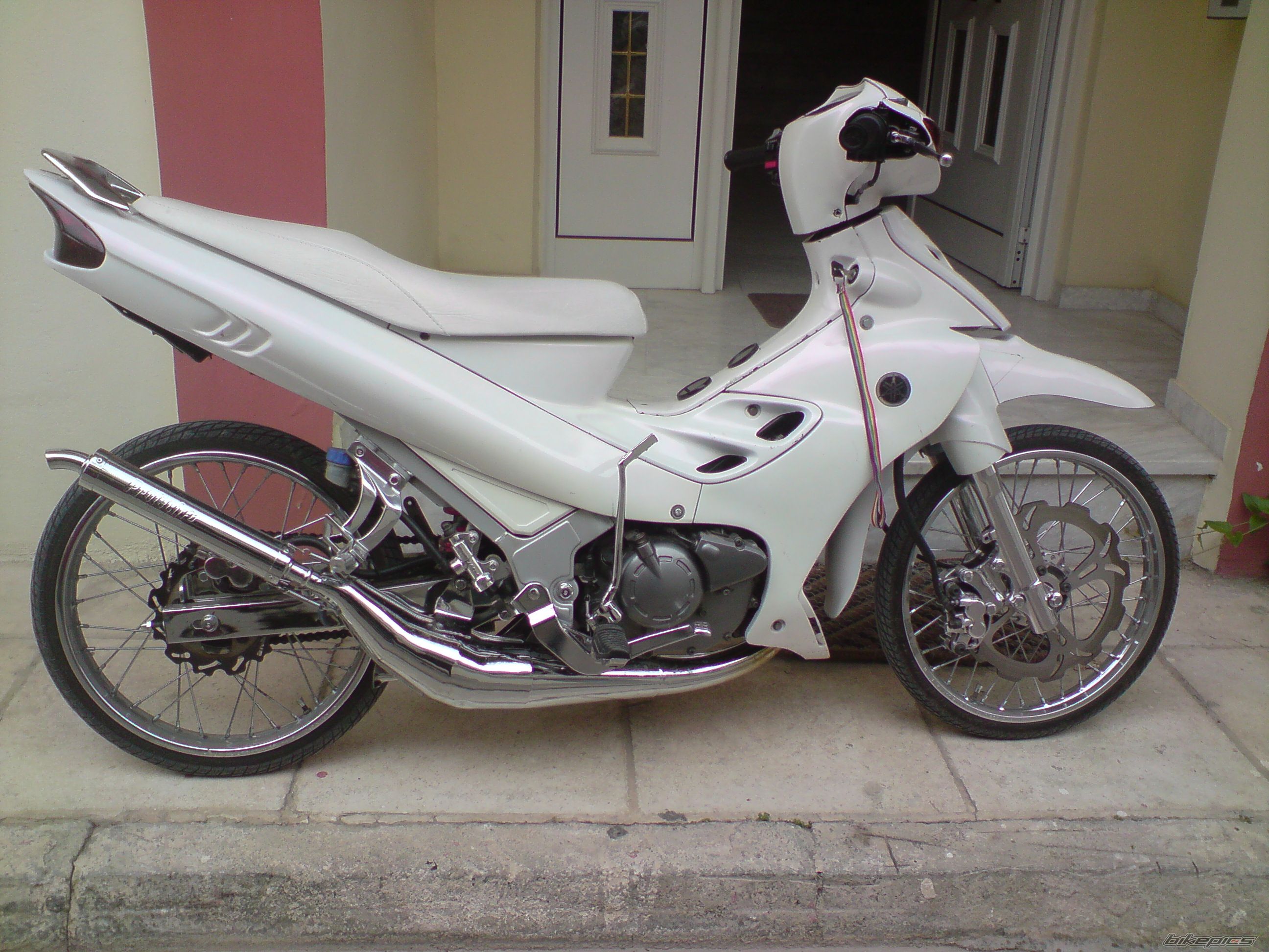 2010 YAMAHA Z 125 | Picture 1662603 motorcycle photo