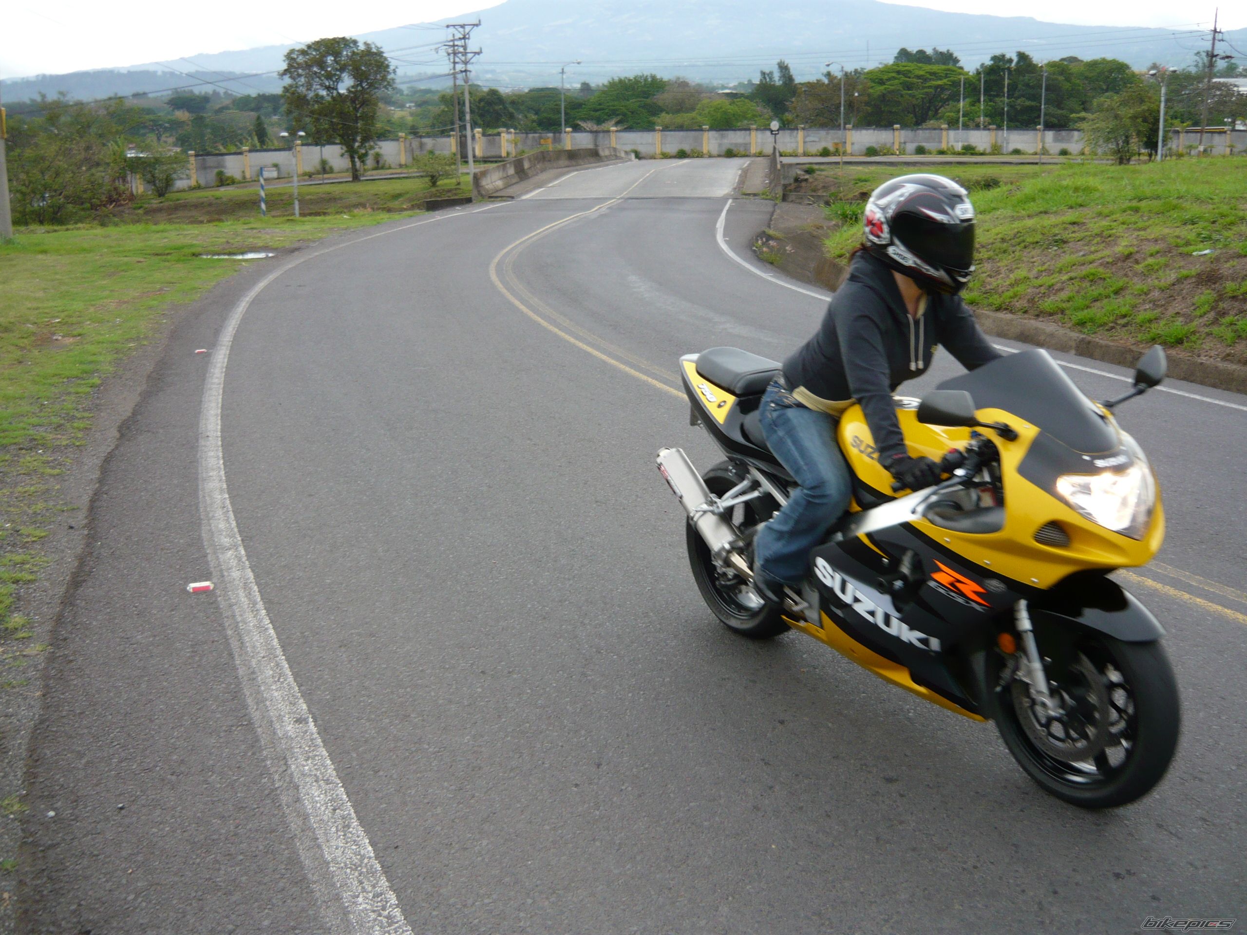 2003 SUZUKI GSX R 750 | Picture 1664042 motorcycle photo