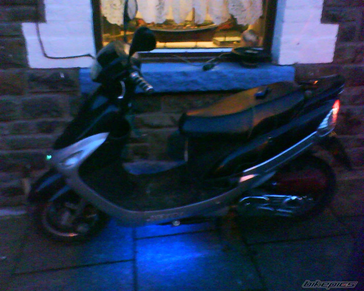 2008 PEUGEOT SPEEDAKE 50 | Picture 1664662 motorcycle photo
