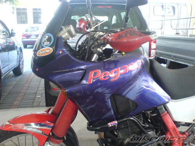 1994 HONDA NX 650 DOMINATOR | Picture 1666127 motorcycle photo