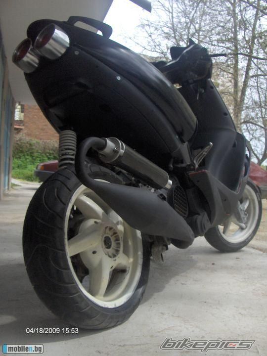 2001 APRILIA SR 125 | Picture 1667767 motorcycle photo