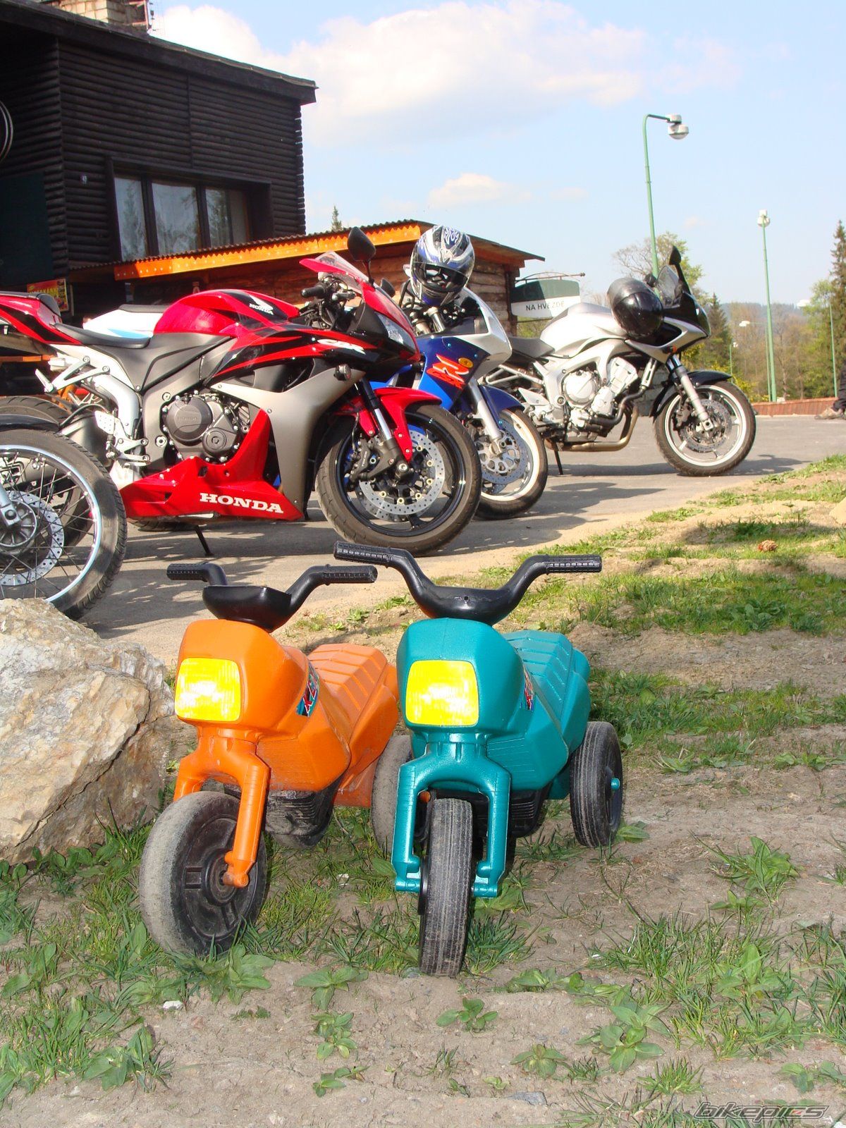 2008 HONDA CBR 600 RR | Picture 1668962 motorcycle photo