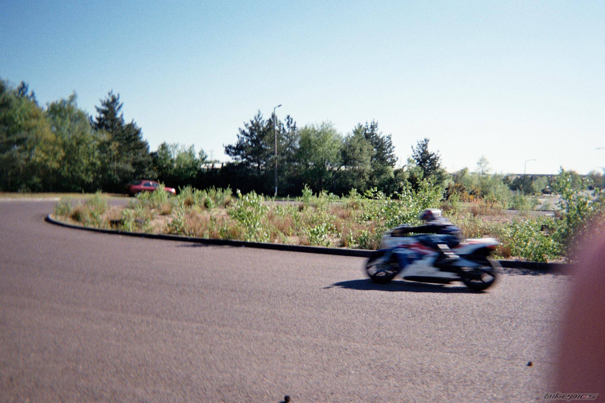 1994 HONDA CBR 400 | Picture 166905 motorcycle photo