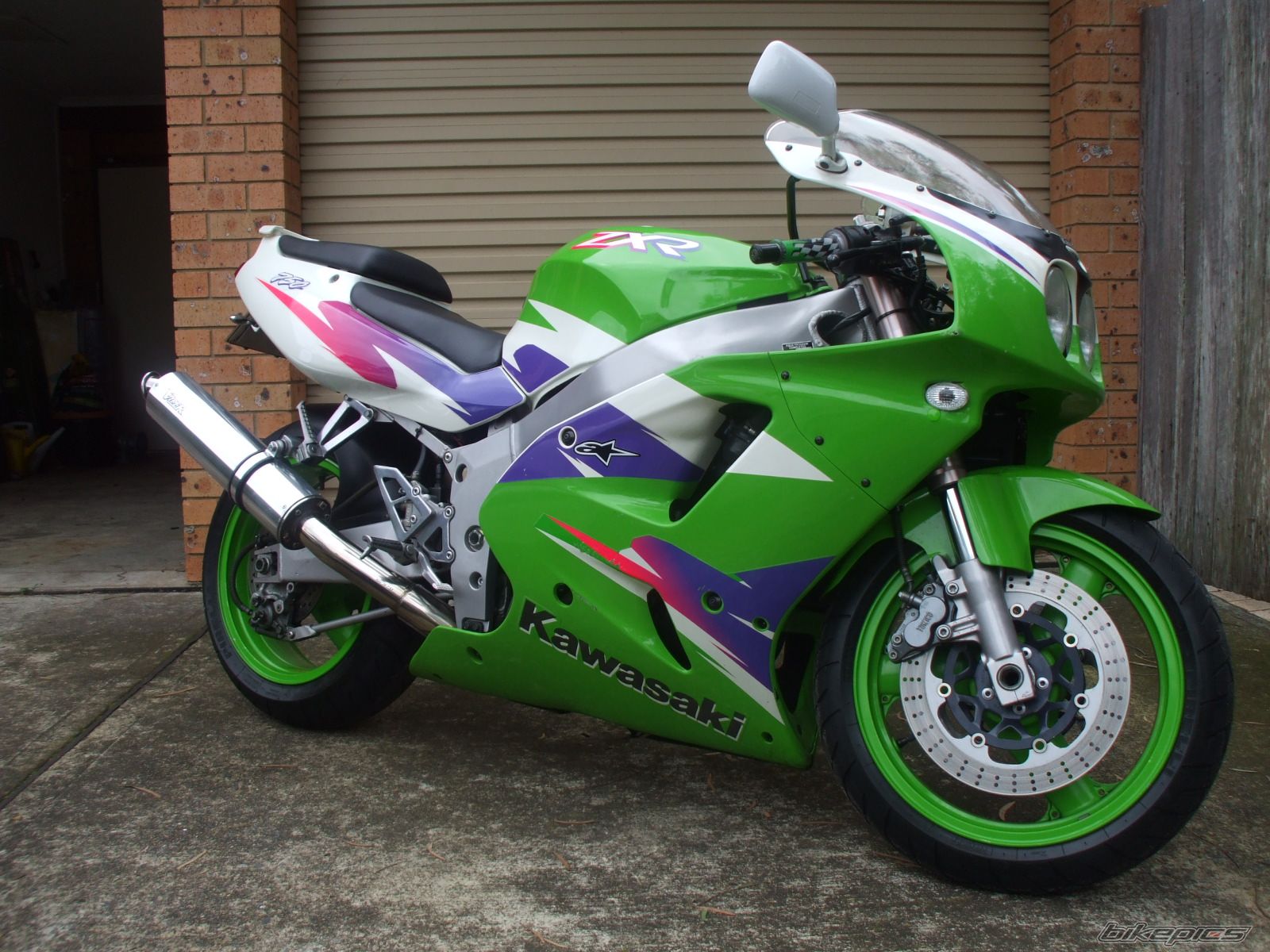 1995 KAWASAKI ZXR 750 | Picture 1673073 motorcycle photo