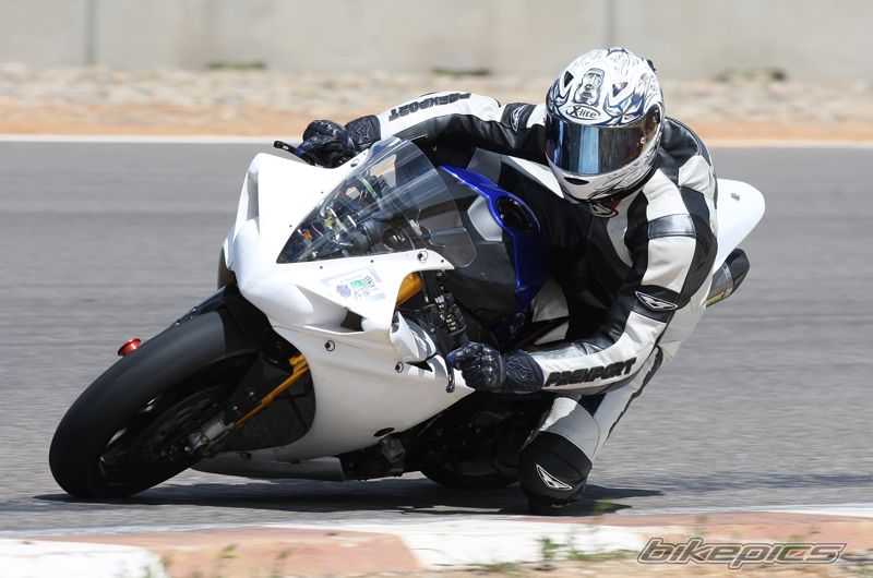 2009 YAMAHA YZF R1 | Picture 1673210 motorcycle photo