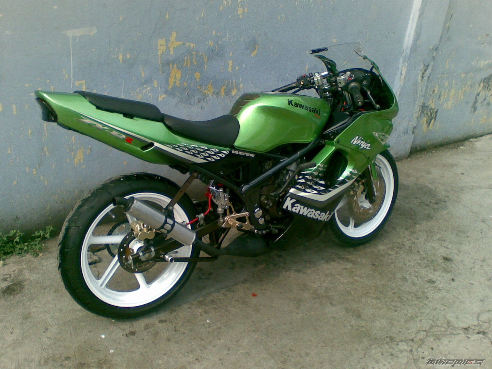 2009 KAWASAKI KR 150 | Picture 1673822 motorcycle photo