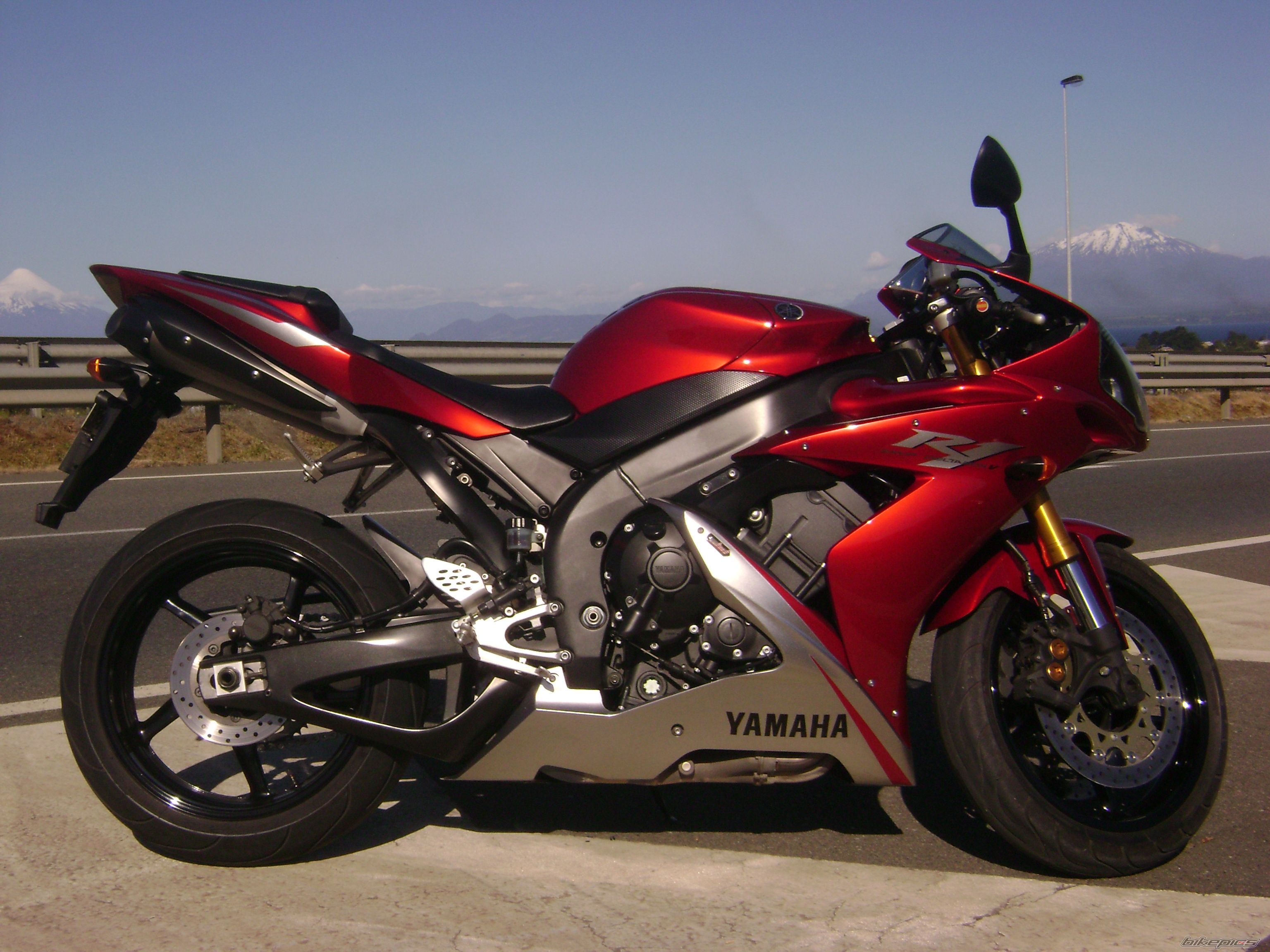 2006 YAMAHA YZF R1 | Picture 1674373 motorcycle photo