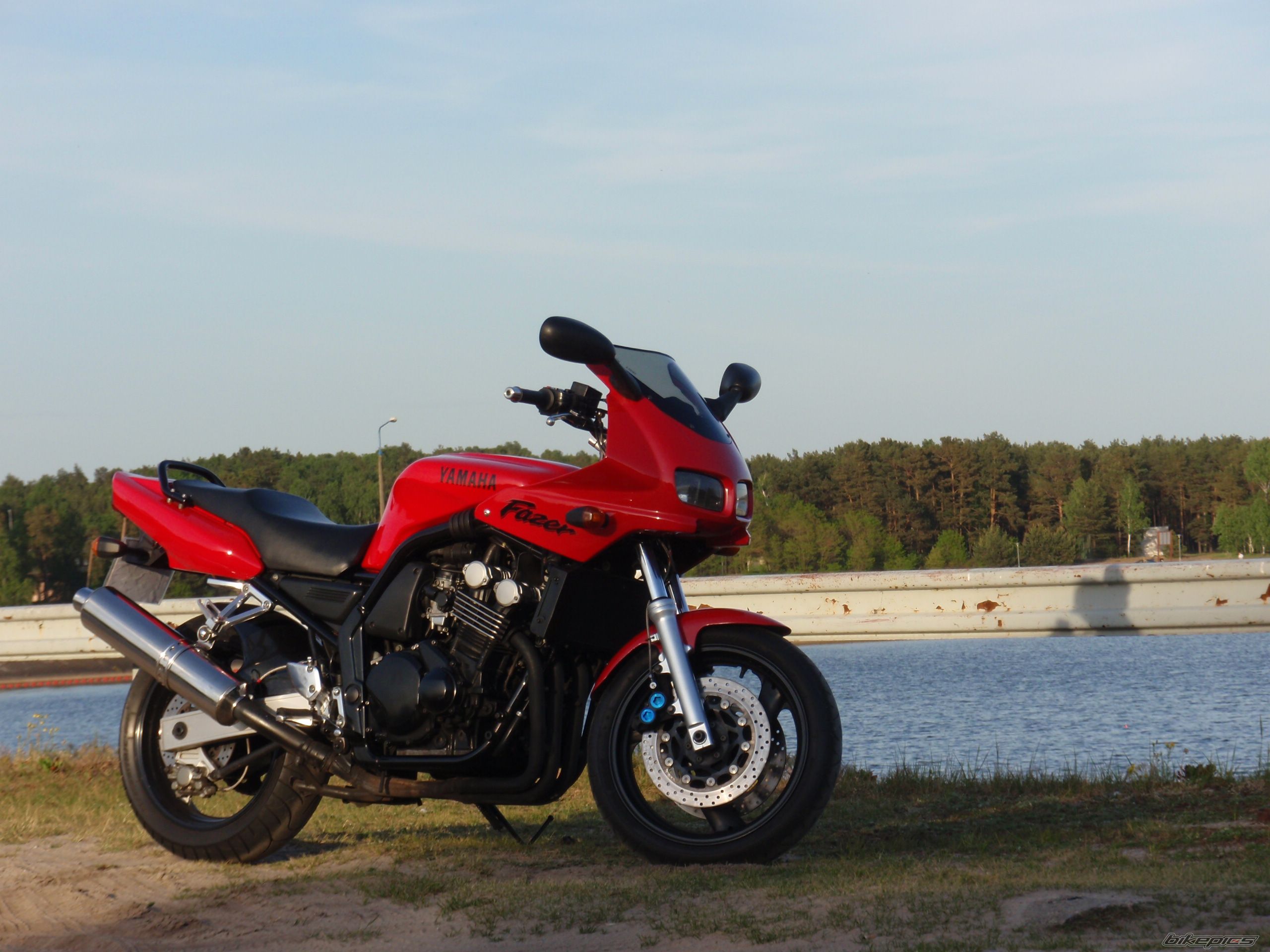 1998 YAMAHA FZS 600 FAZER | Picture 1674635 motorcycle photo