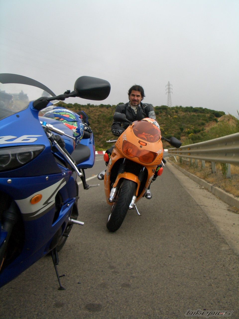 2000 HONDA CBR 900 | Picture 1675576 motorcycle photo