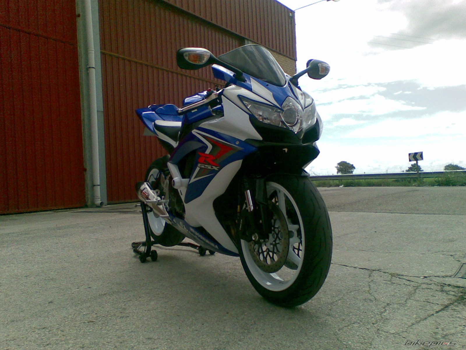 2008 SUZUKI GSX R 750 | Picture 1676089 motorcycle photo