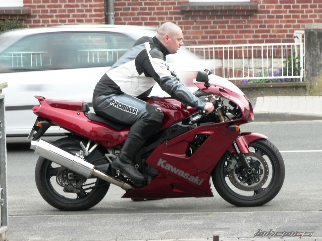 1992 KAWASAKI ZXR 750 | Picture 1676475 motorcycle photo