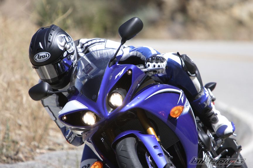 2009 YAMAHA YZF R1 | Picture 1676607 motorcycle photo