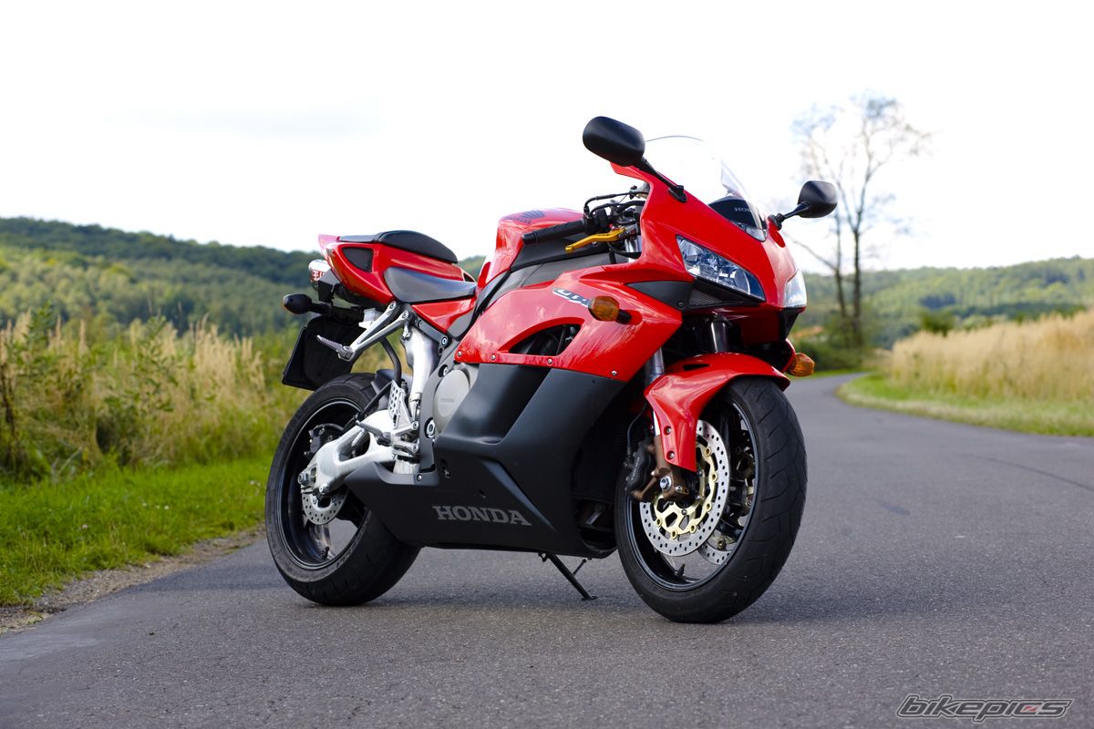 2004 HONDA CBR 1000  RR | Picture 1676659 motorcycle photo