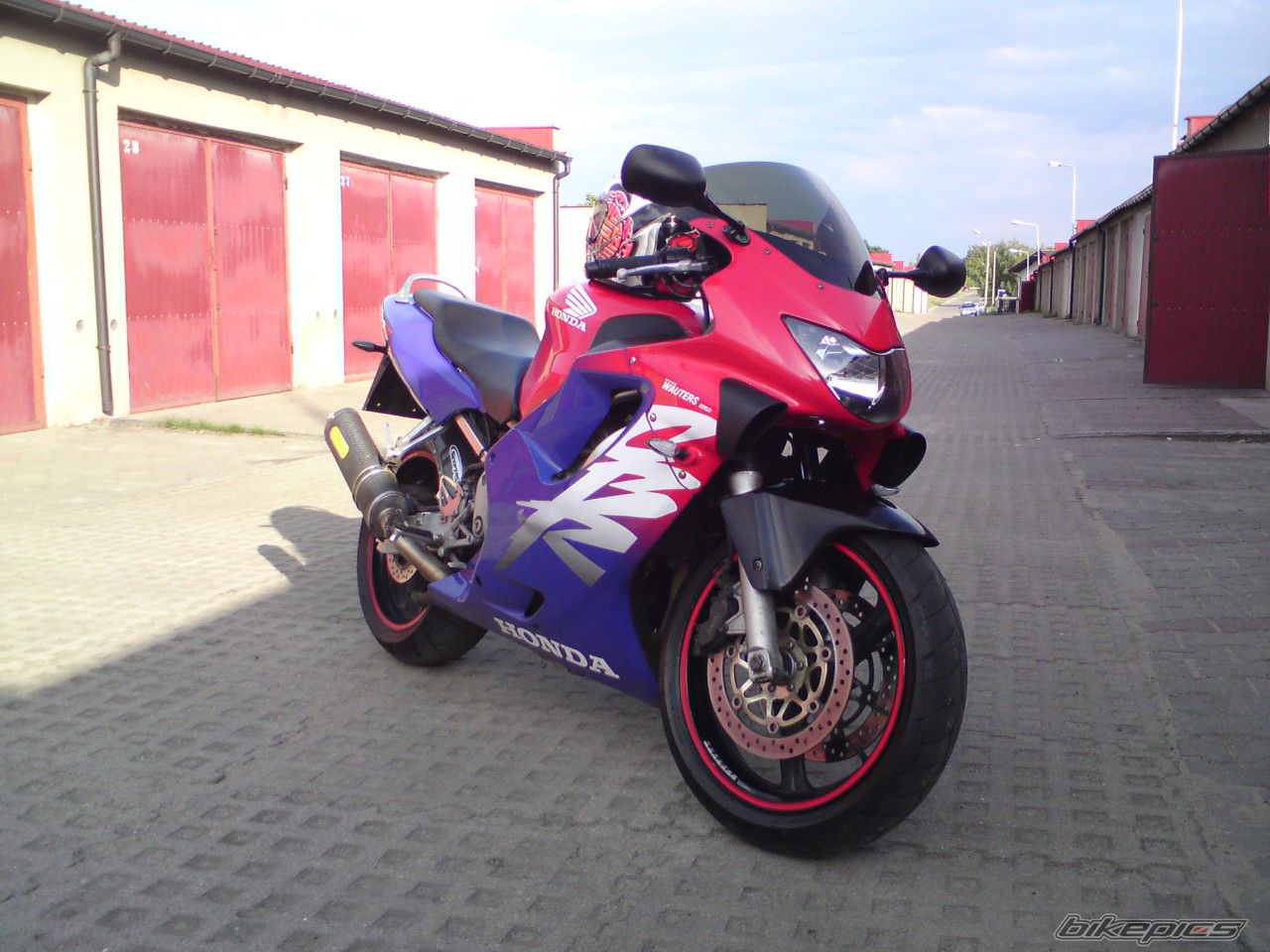 1999 HONDA CBR 600 | Picture 1677245 motorcycle photo