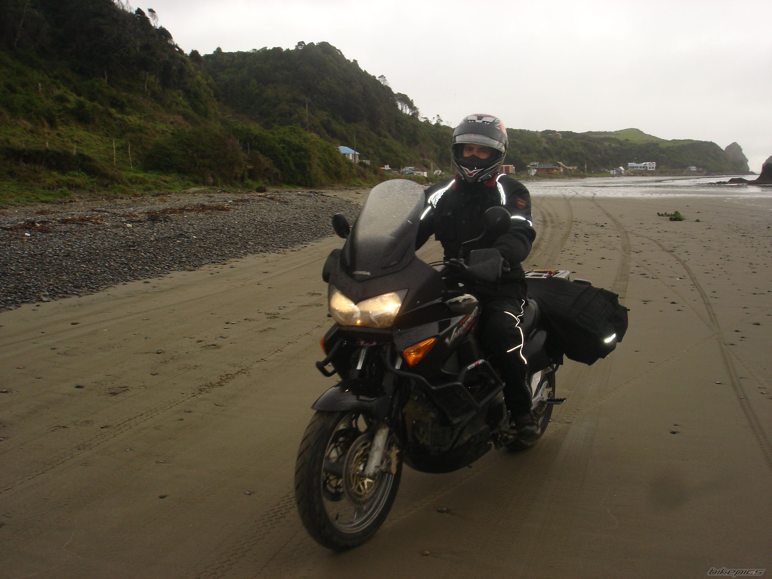 2004 HONDA XL 1000V VARADERO | Picture 1677577 motorcycle photo