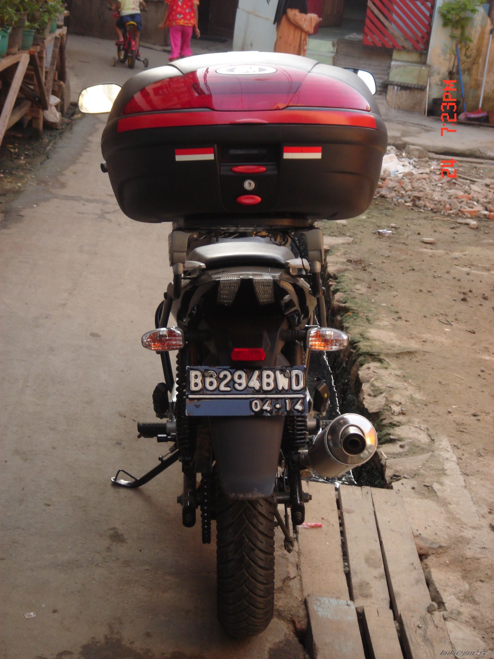 2009 BAJAJ PULSAR 180 | Picture 1678551 motorcycle photo