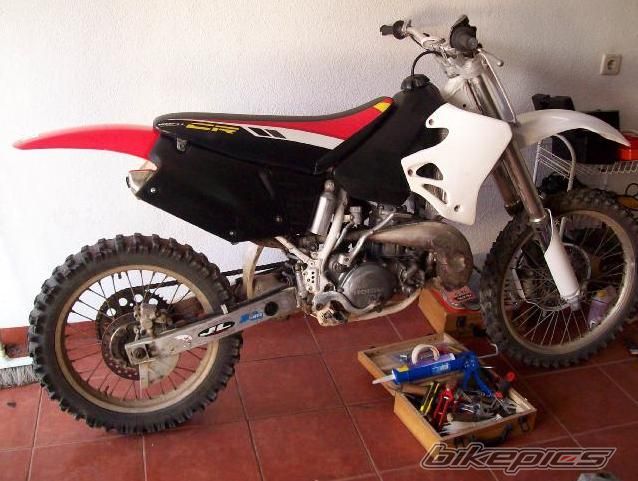 1996 HONDA CR 250 | Picture 1679359 motorcycle photo