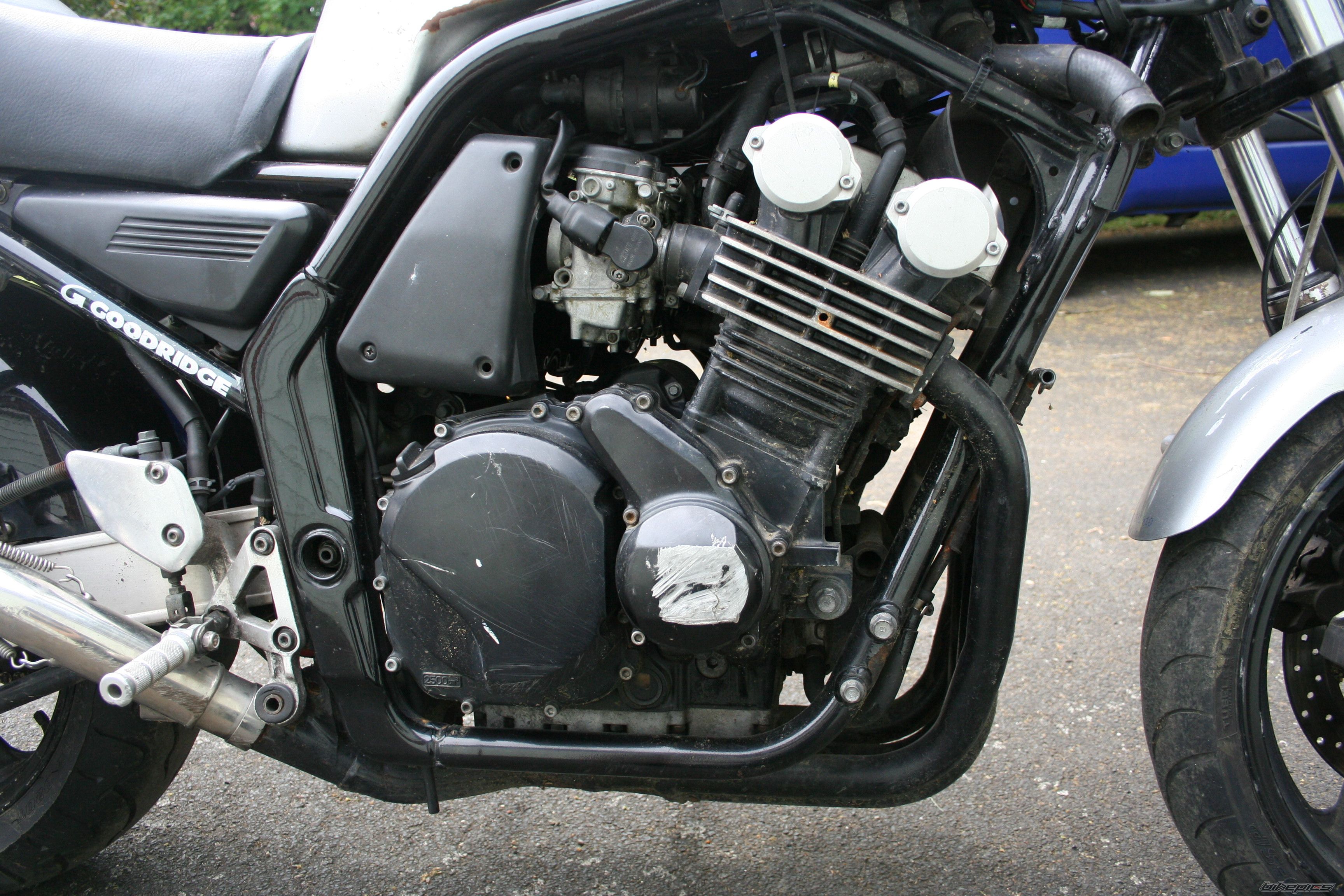 1999 YAMAHA FZS 600 FAZER | Picture 1679410 motorcycle photo