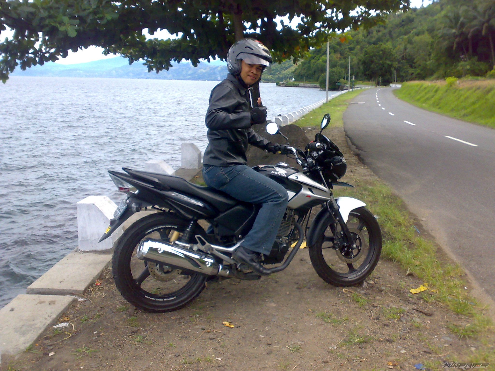 2008 ASTRA HONDA TIGER 2000 | Picture 1679803 motorcycle photo