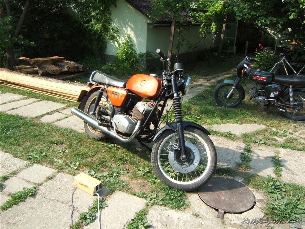 1982 JAWA 350 | Picture 1680539 motorcycle photo