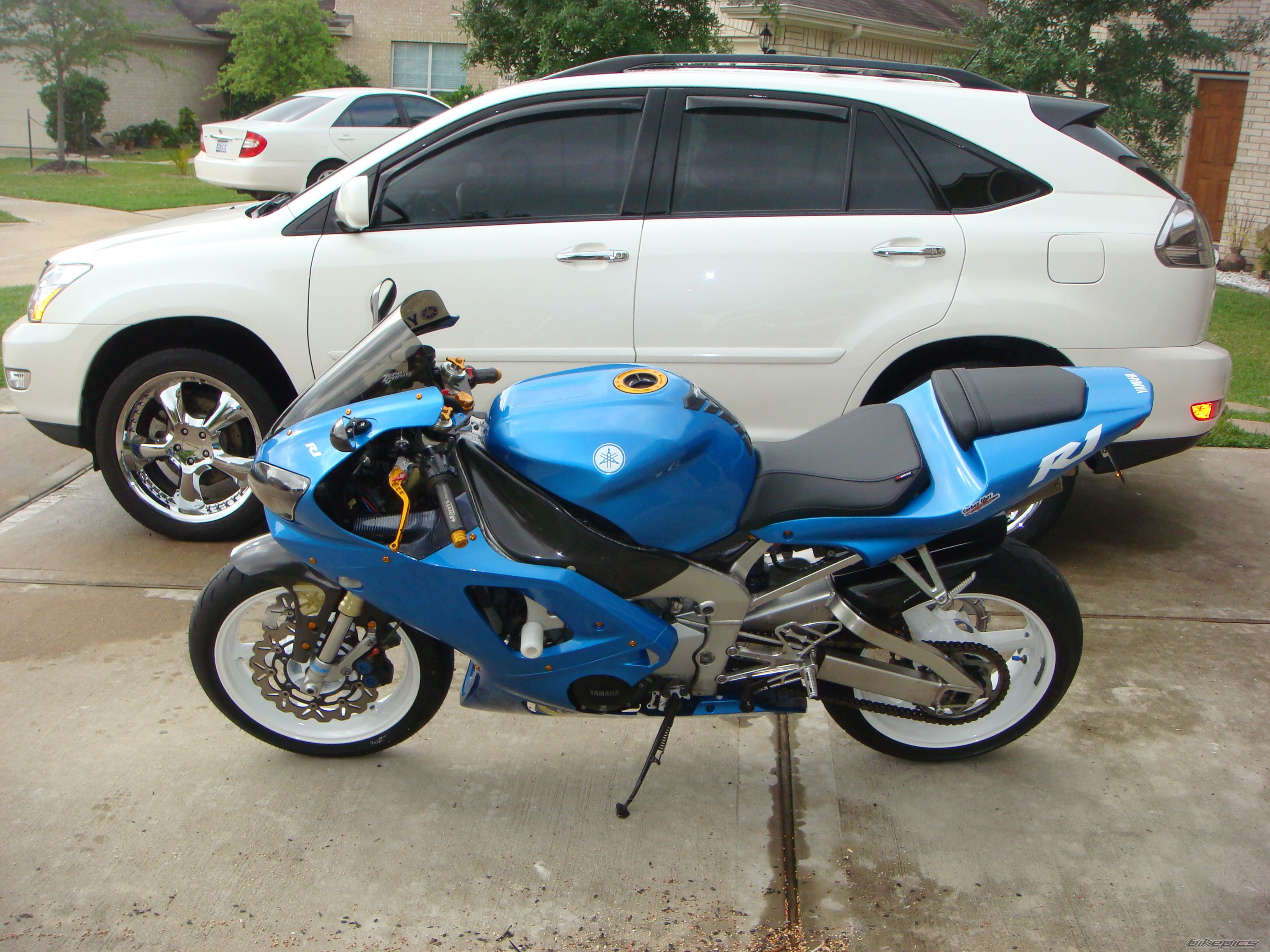 2001 YAMAHA YZF R1 | Picture 1686324 motorcycle photo