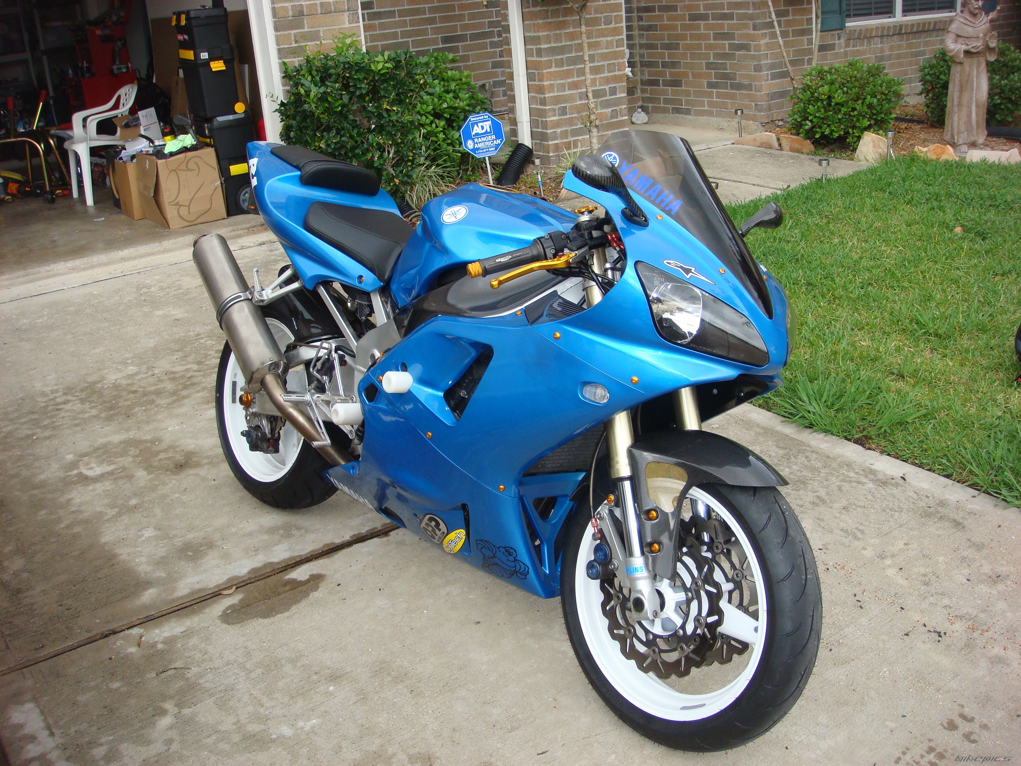 2001 YAMAHA YZF R1 | Picture 1686327 motorcycle photo