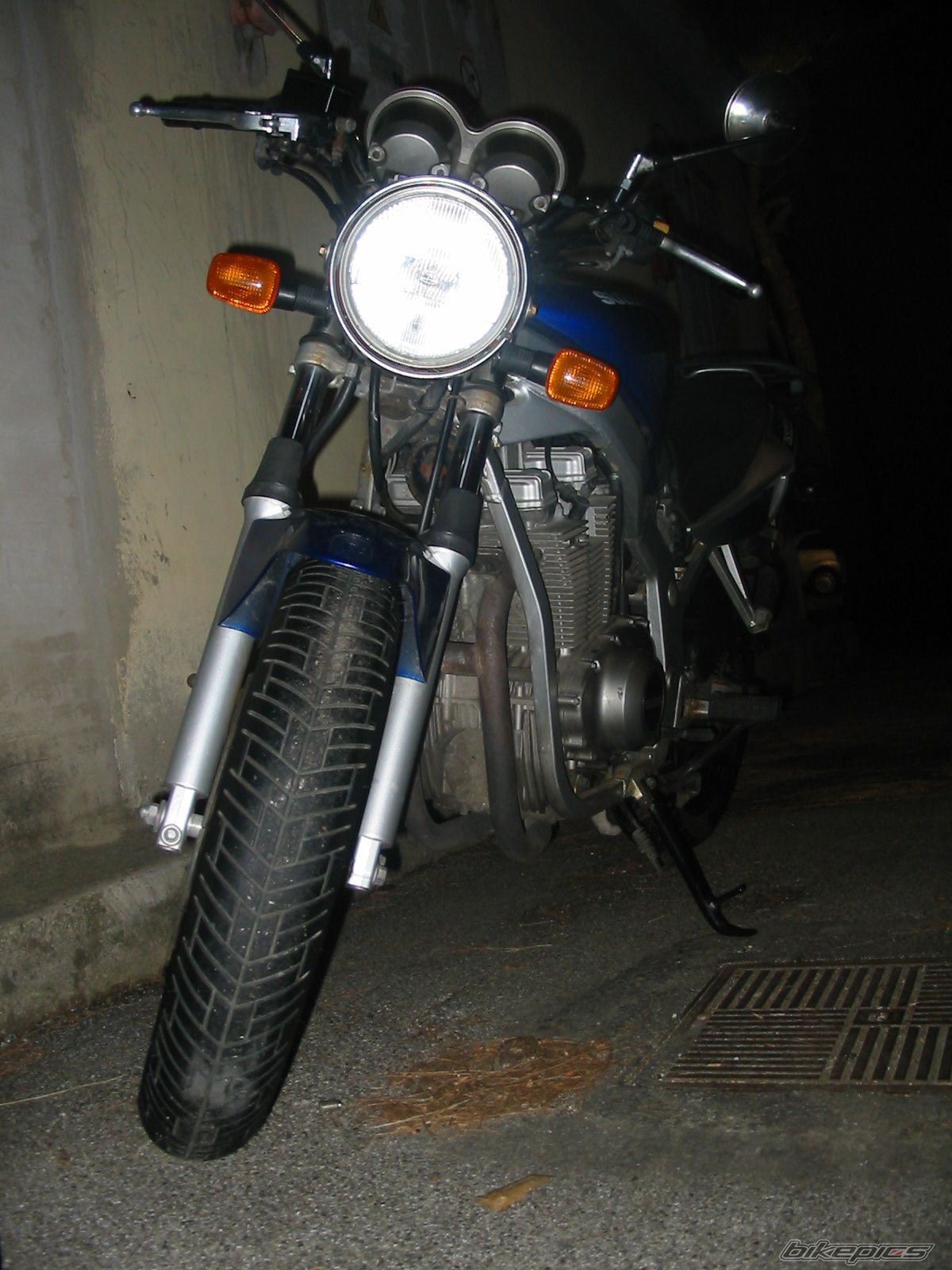 2002 SUZUKI GS 500 | Picture 1689509 motorcycle photo
