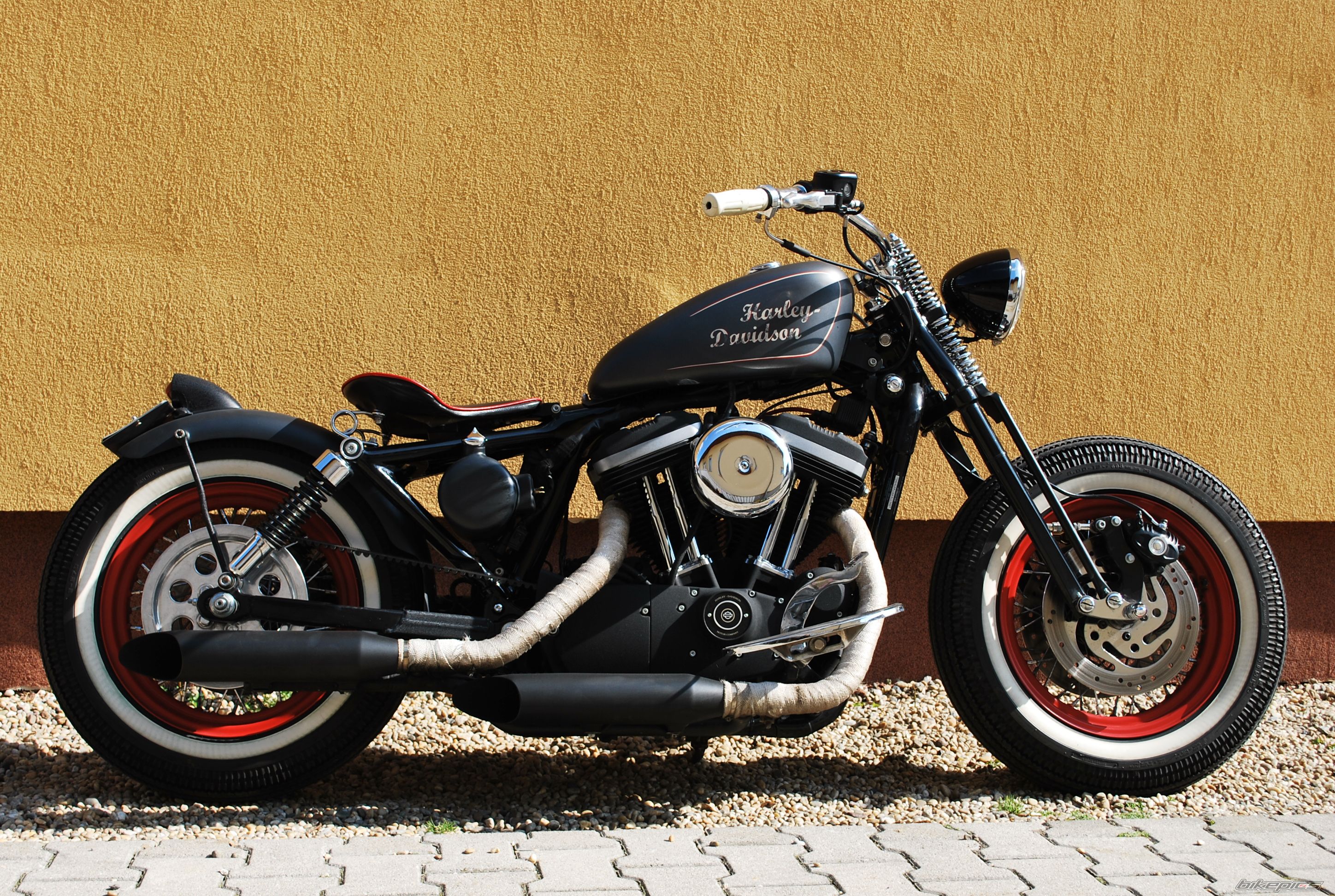 2007 HARLEY DAVIDSON CUSTOM | Picture 1690471 motorcycle photo