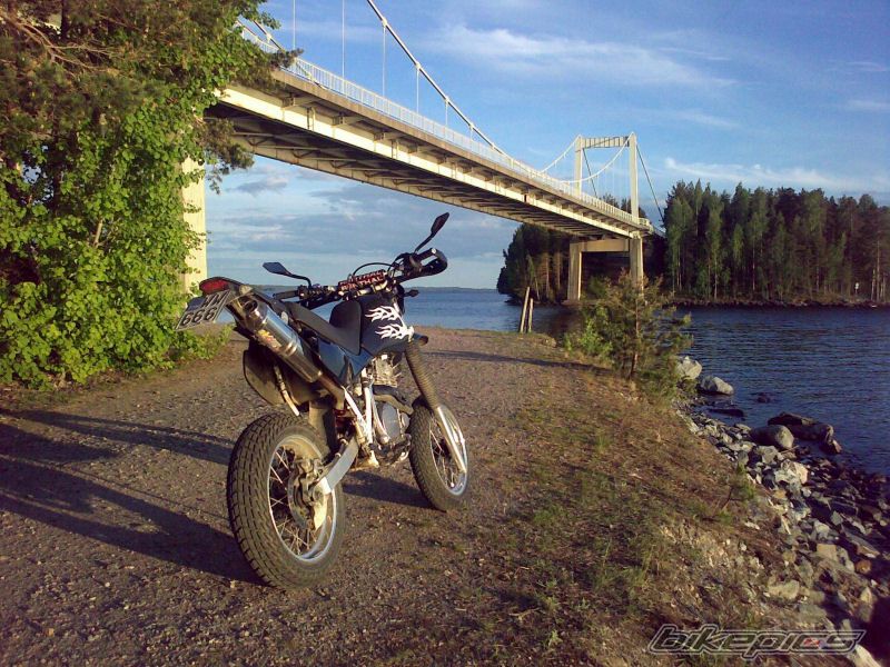 1994 HONDA XR 600 | Picture 1690772 motorcycle photo