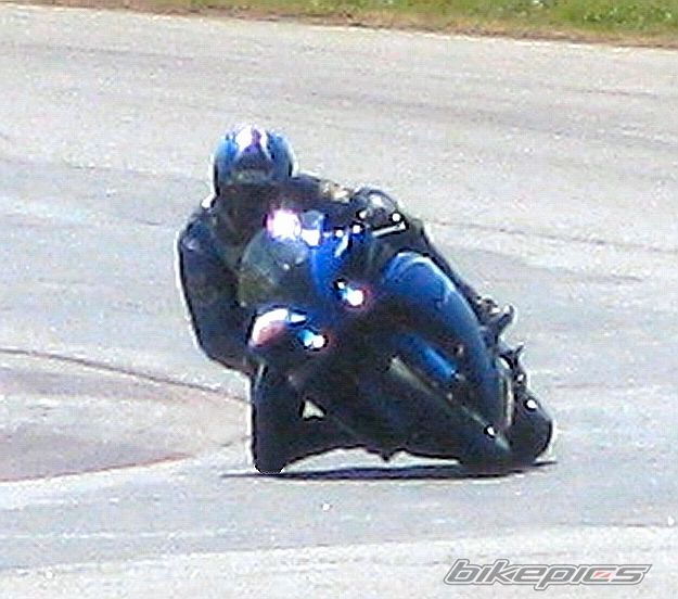 2009 YAMAHA YZF R1 | Picture 1690966 motorcycle photo