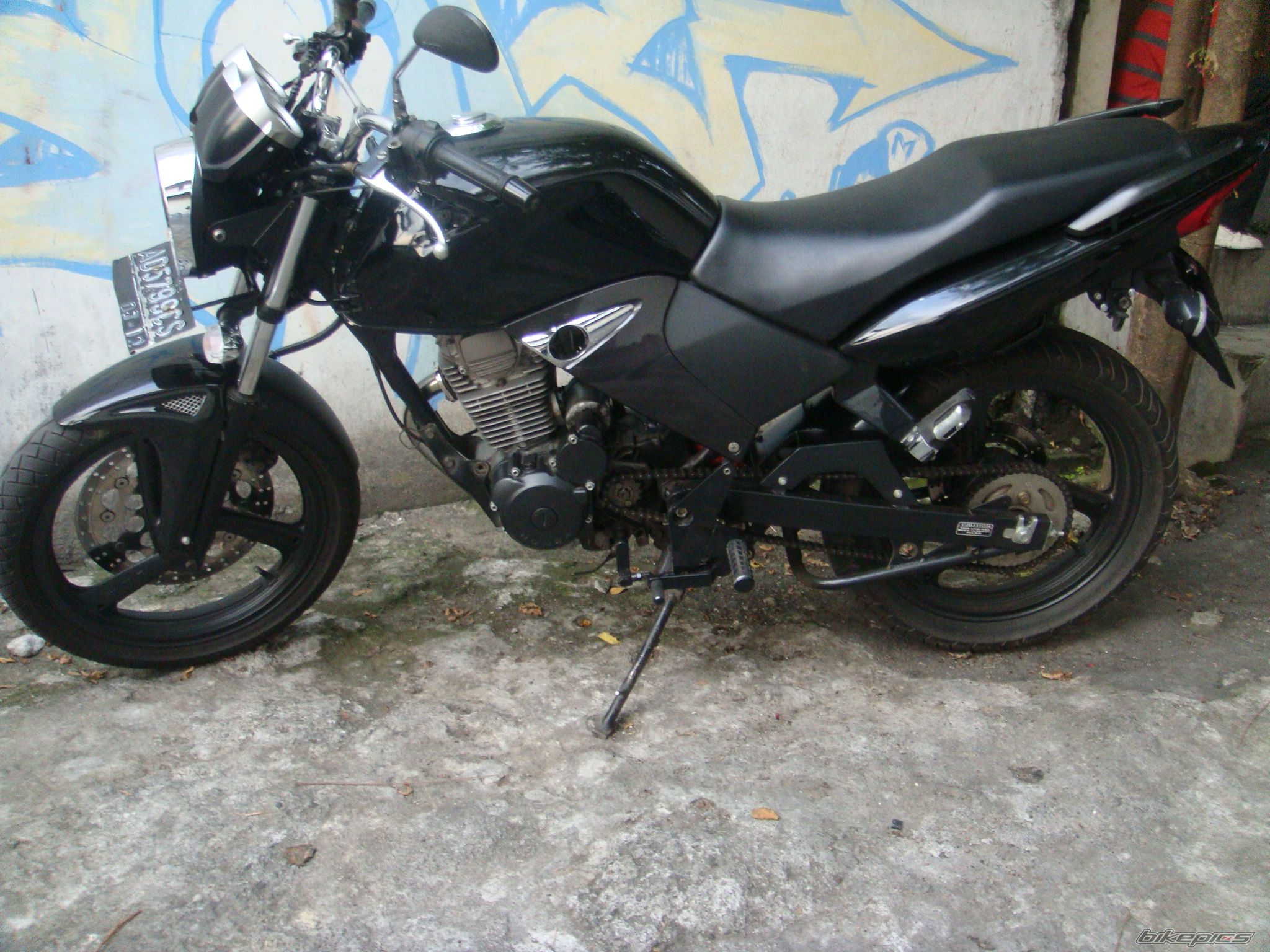 2009 HONDA GL 200 | Picture 1691073 motorcycle photo