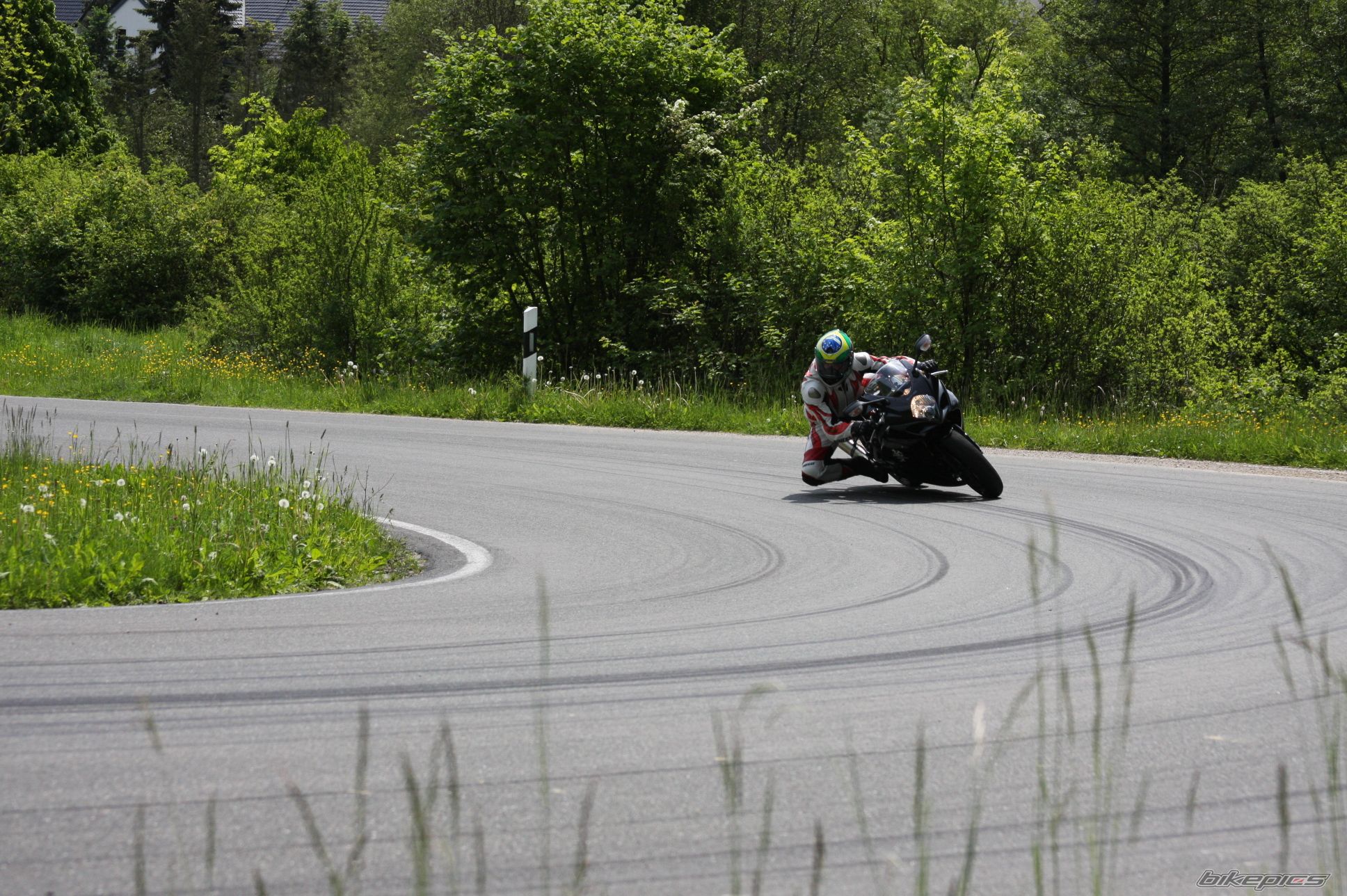 2007 SUZUKI GSX R 1000 | Picture 1693010 motorcycle photo