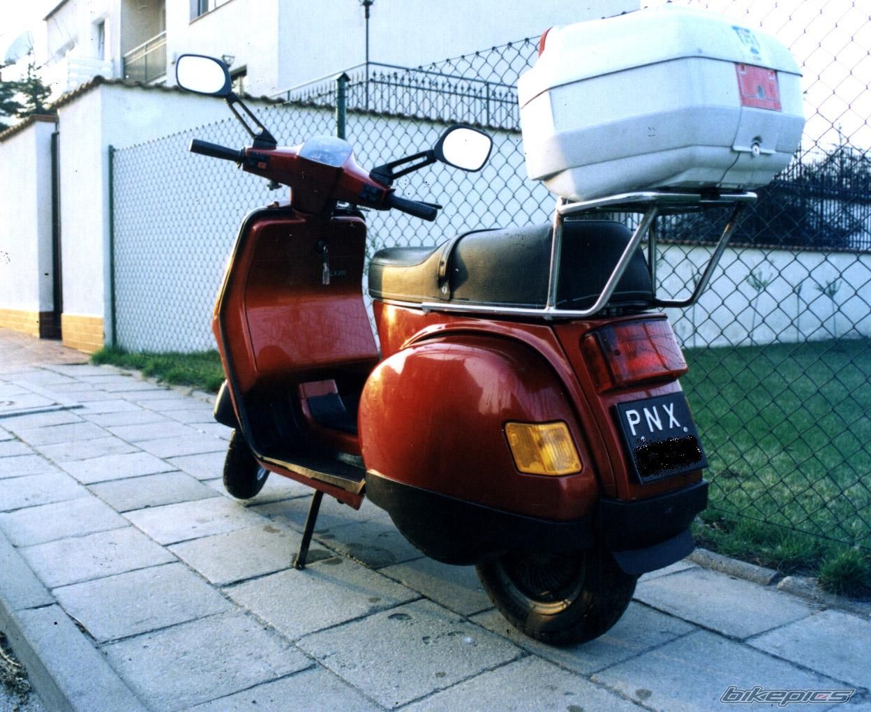 1990 PIAGGIO VESPA LX 200 COSA | Picture 1693459 motorcycle photo