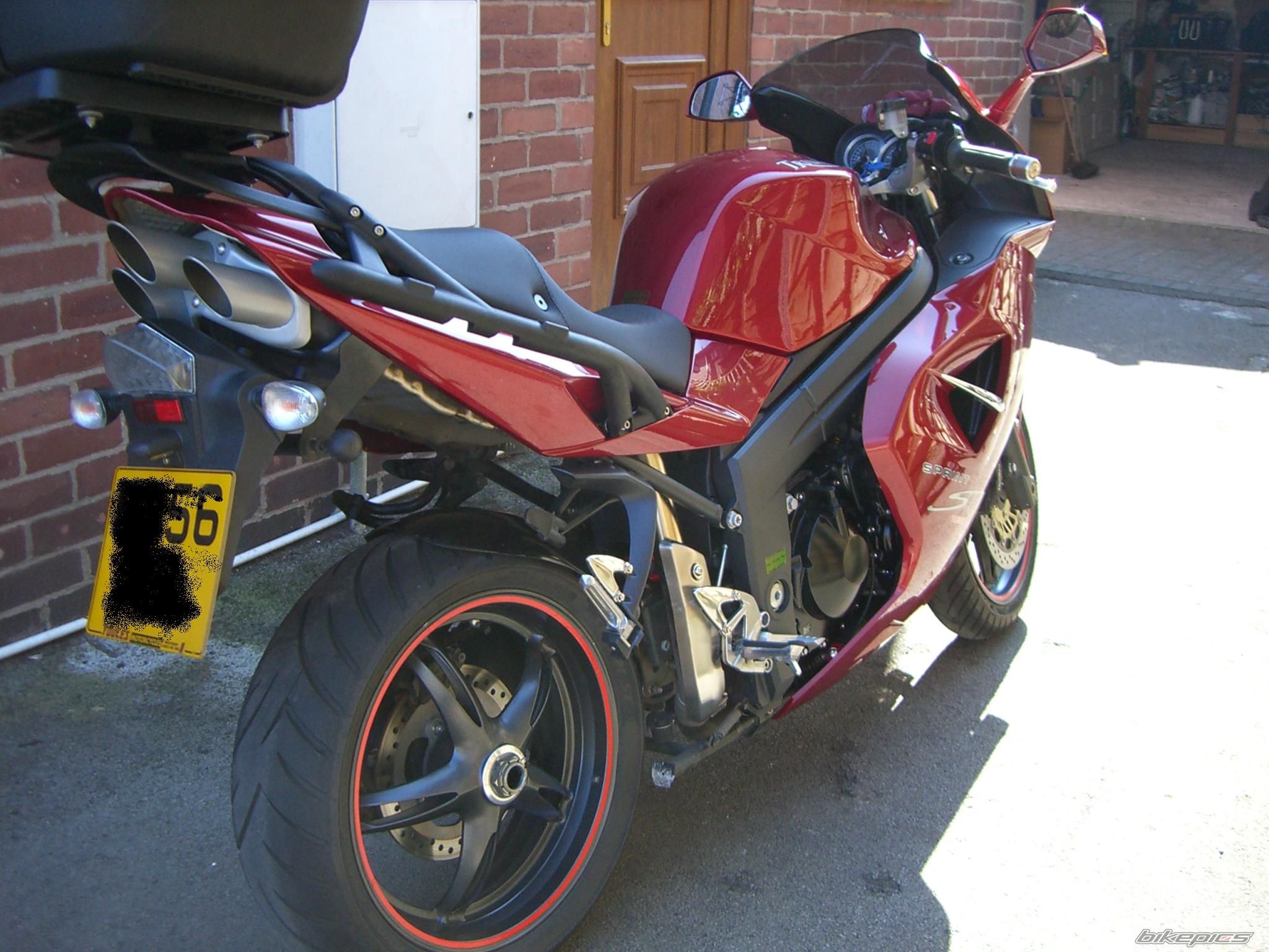 2006 TRIUMPH SPRINT ST | Picture 1693649 motorcycle photo