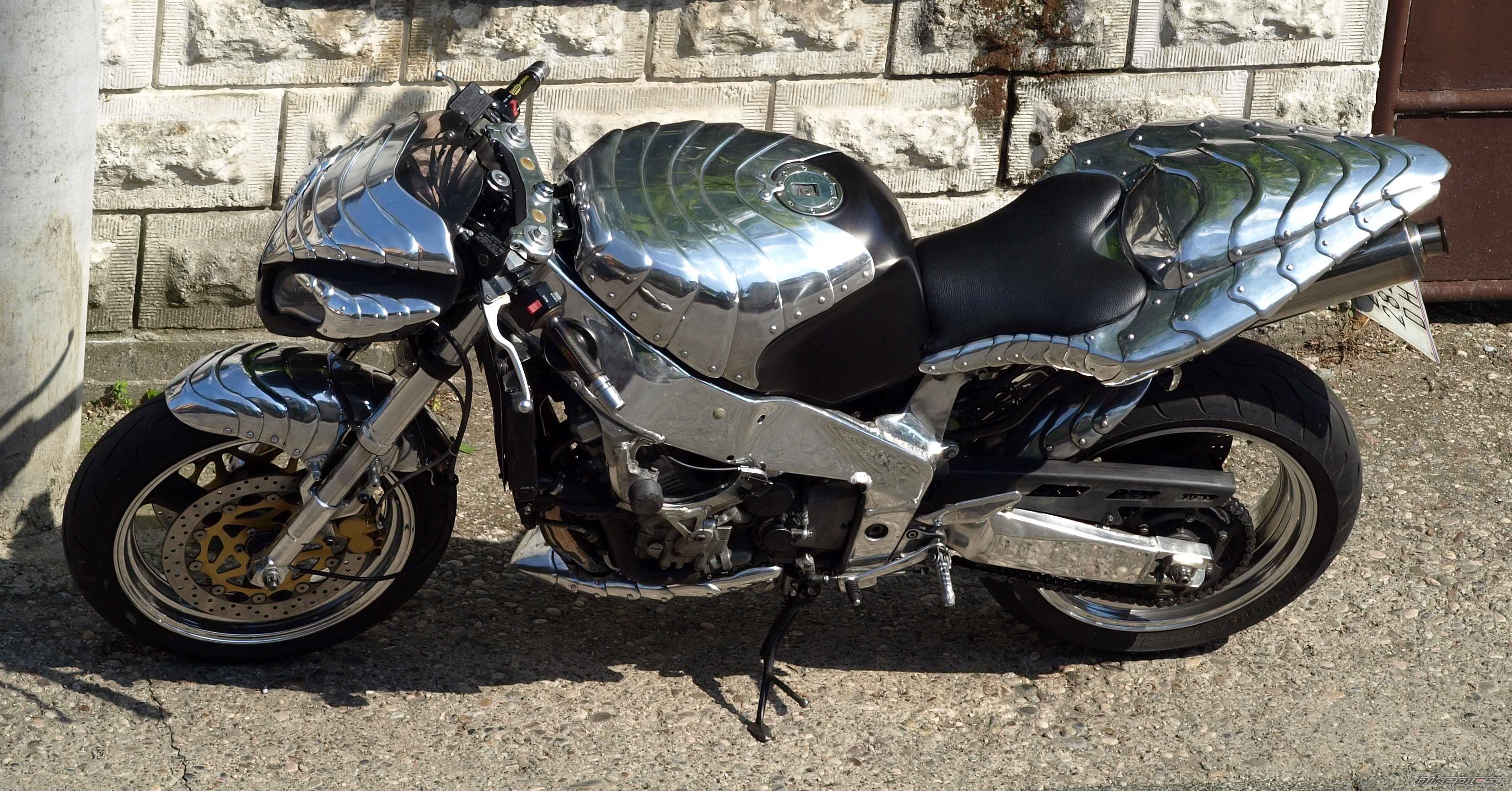 2008 YAMAHA FZR 1000 | Picture 1694110 motorcycle photo